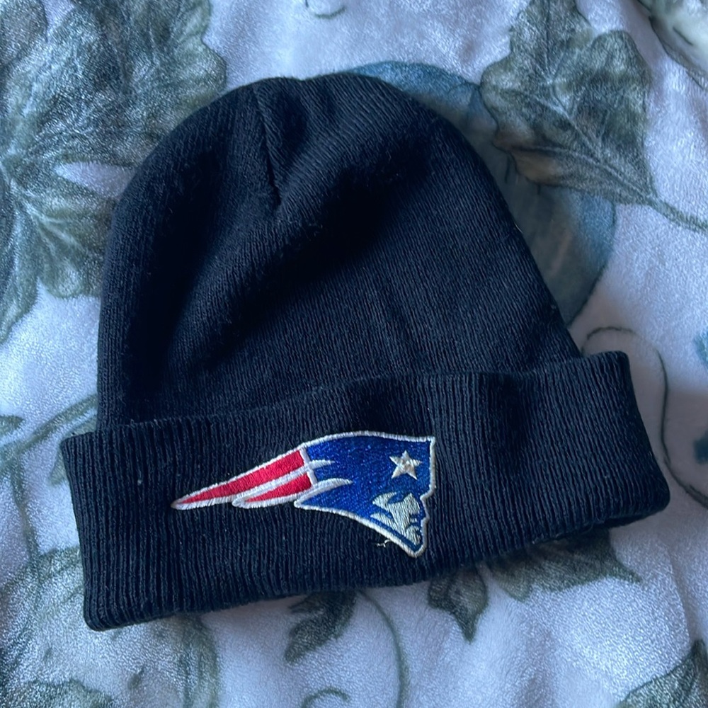 Black patriots beanie